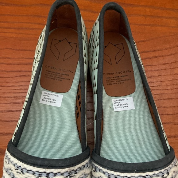 Cobra Society Women's Espadrille Flats - Black/Mint Green Cut Leather 39(8) - Picture 2 of 7
